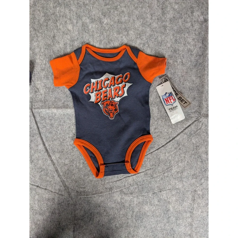 NFL Chicago Bears‎ Baby Bodysuit Orange Navy Blue 18 Months
